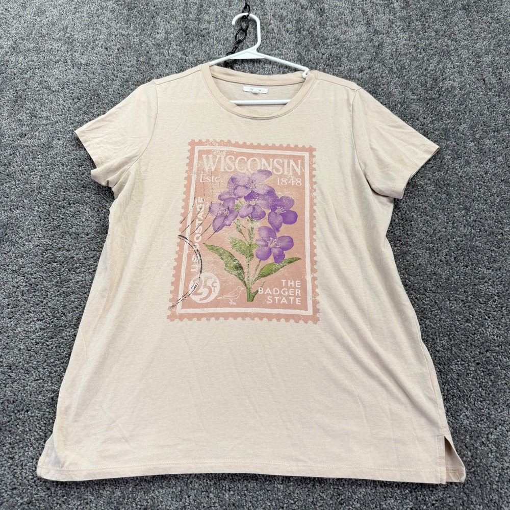 Maurices T Shirt Womens M Tan Wisconsin Postage Stamp Graphic Tee